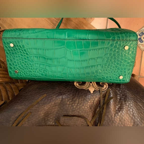 NWOT Kate Spade Lucia Croc Embossed Medium Satchel - Picture 4 of 9